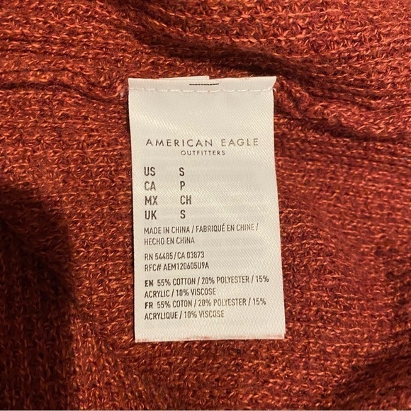 American Eagle size small jegging fit crimson rust color cross tie knit sweater - Picture 7 of 7